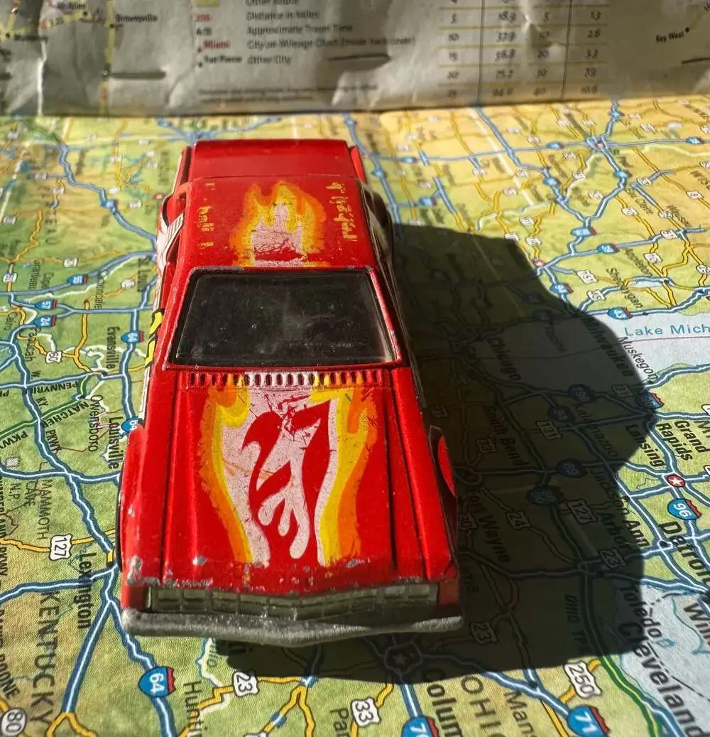 VINTAGE 1981 Hot Wheels Frontrunnin' Fairmont Stock Car #27 Diecast